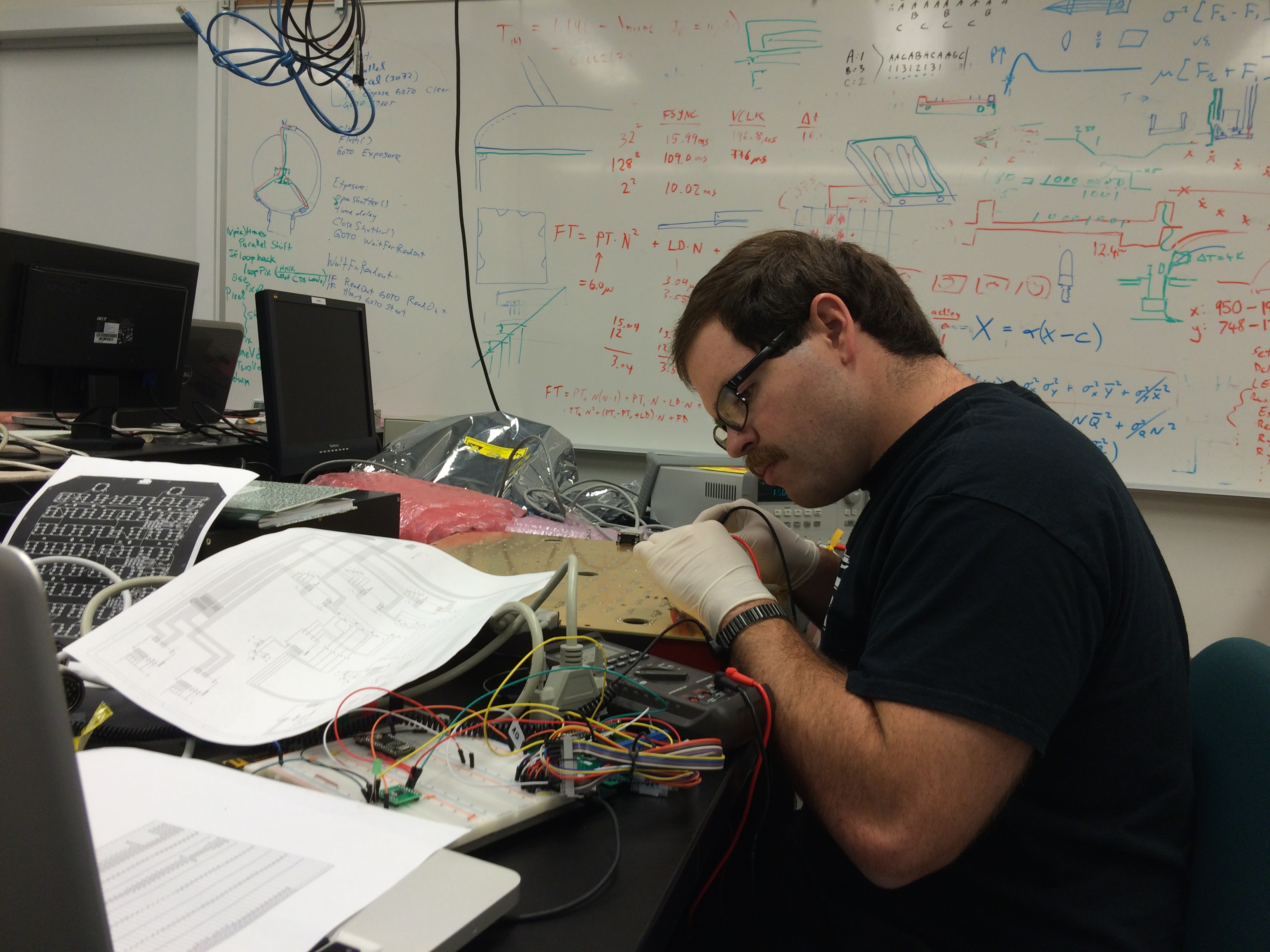 2015-12_JustinBelicki_working_on_iVIB_.JPG